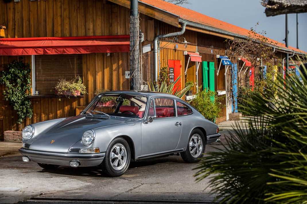 Porsche 911