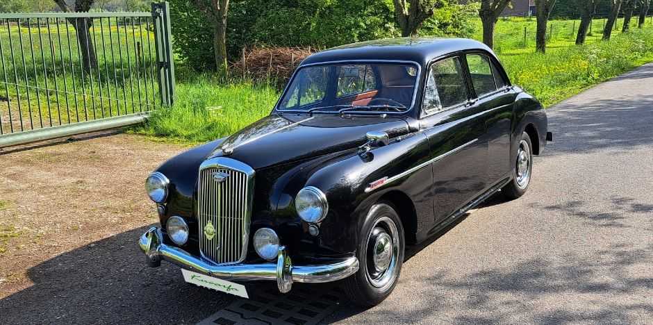 Wolseley 4/44