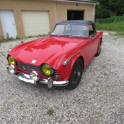 Triumph TR5