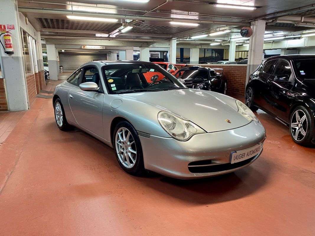 Porsche 996