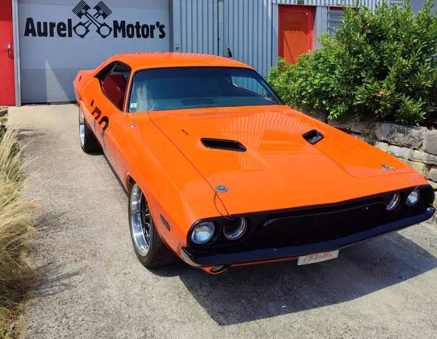 Dodge Challenger