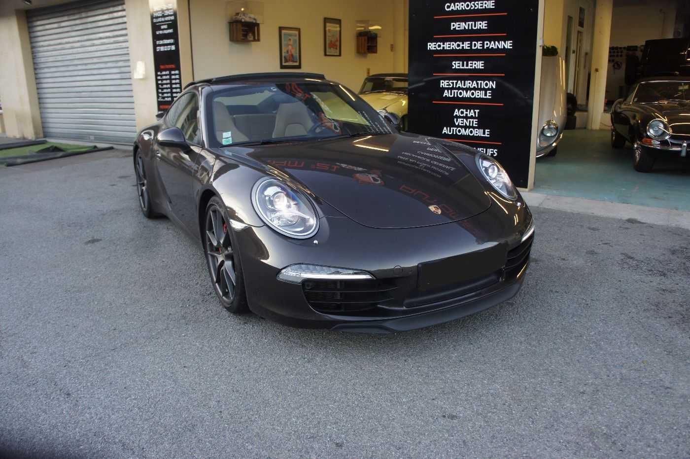 Porsche 991