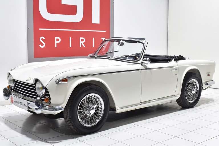 Triumph TR5