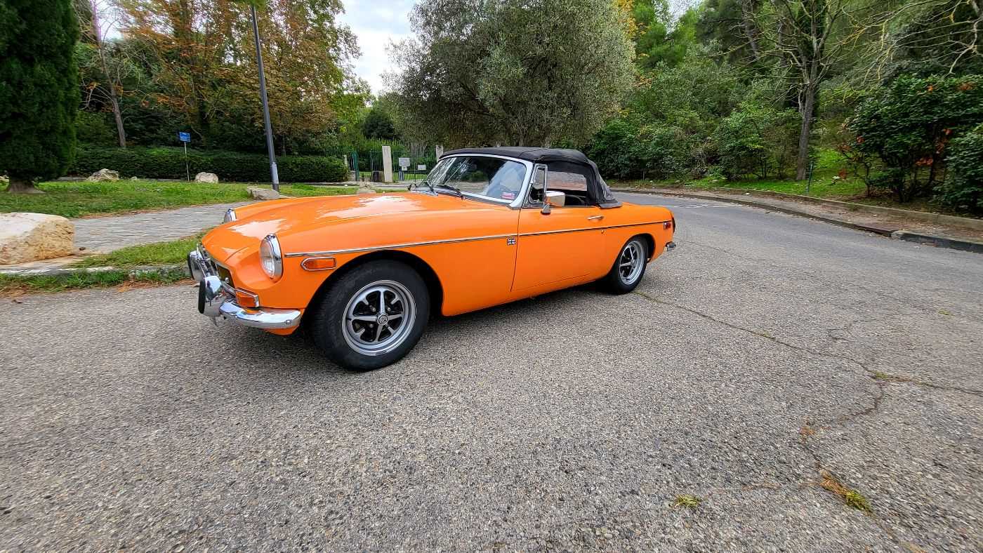 MG B