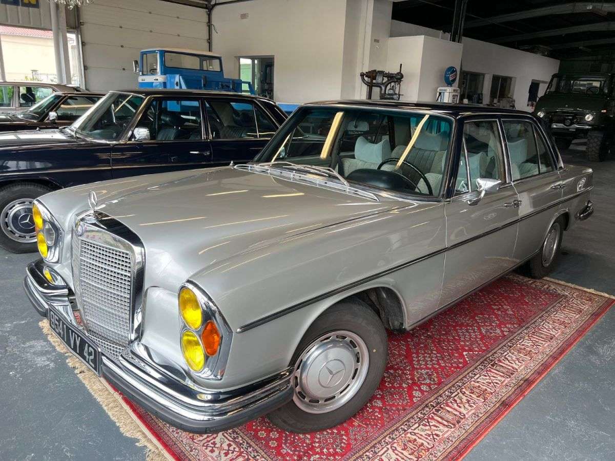 Mercedes-Benz SE