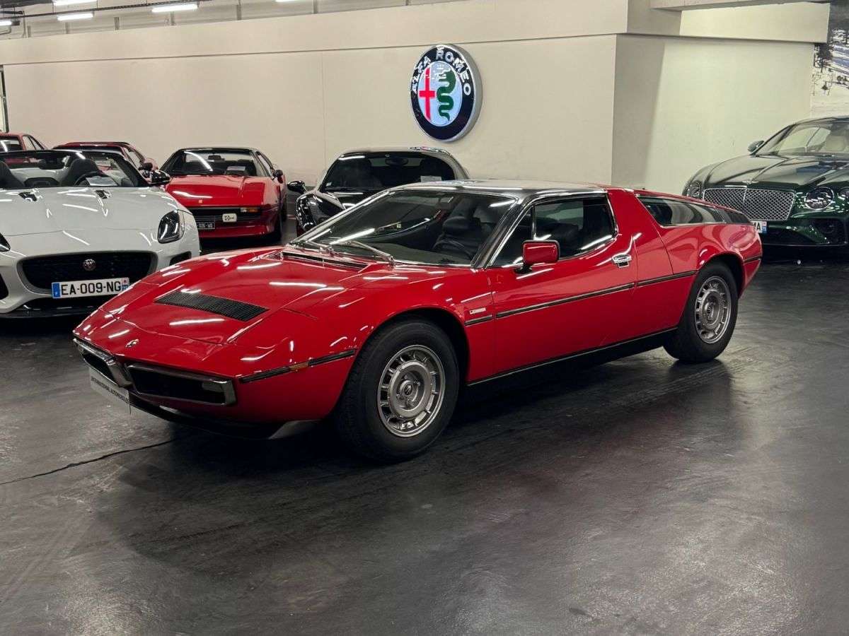 Maserati Bora
