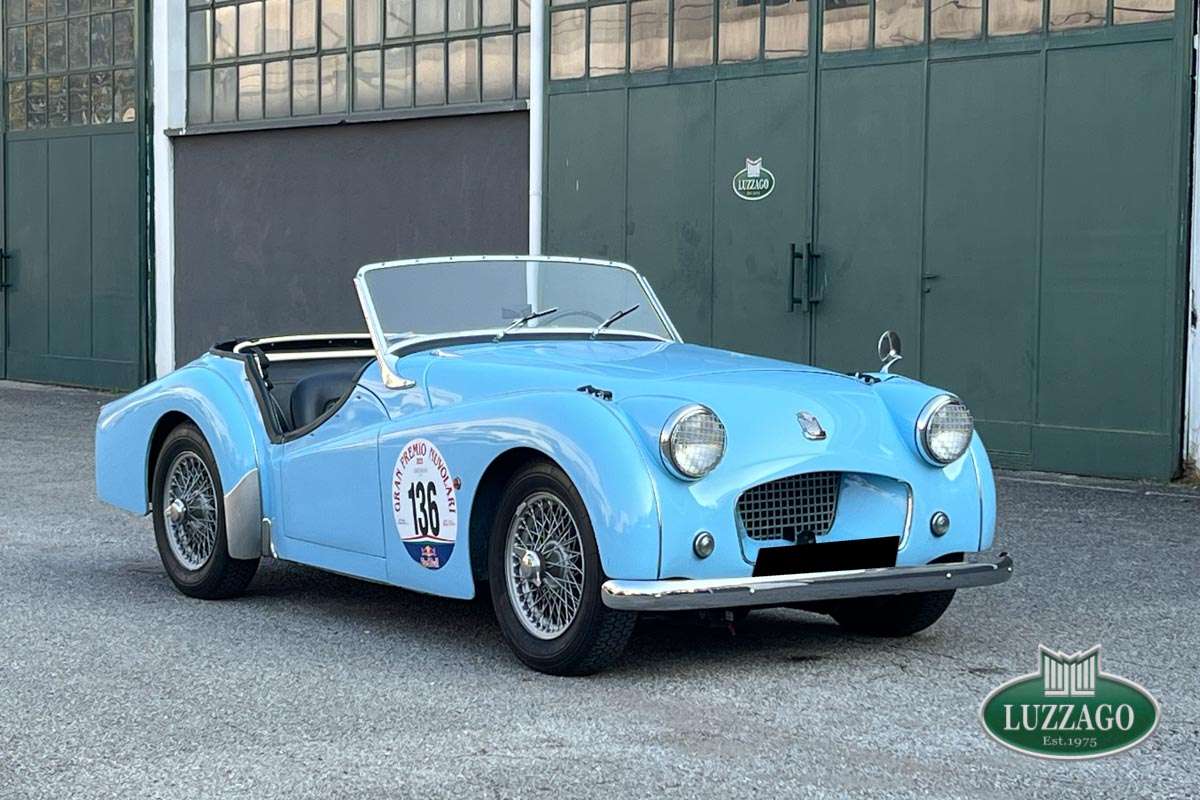 Triumph TR2