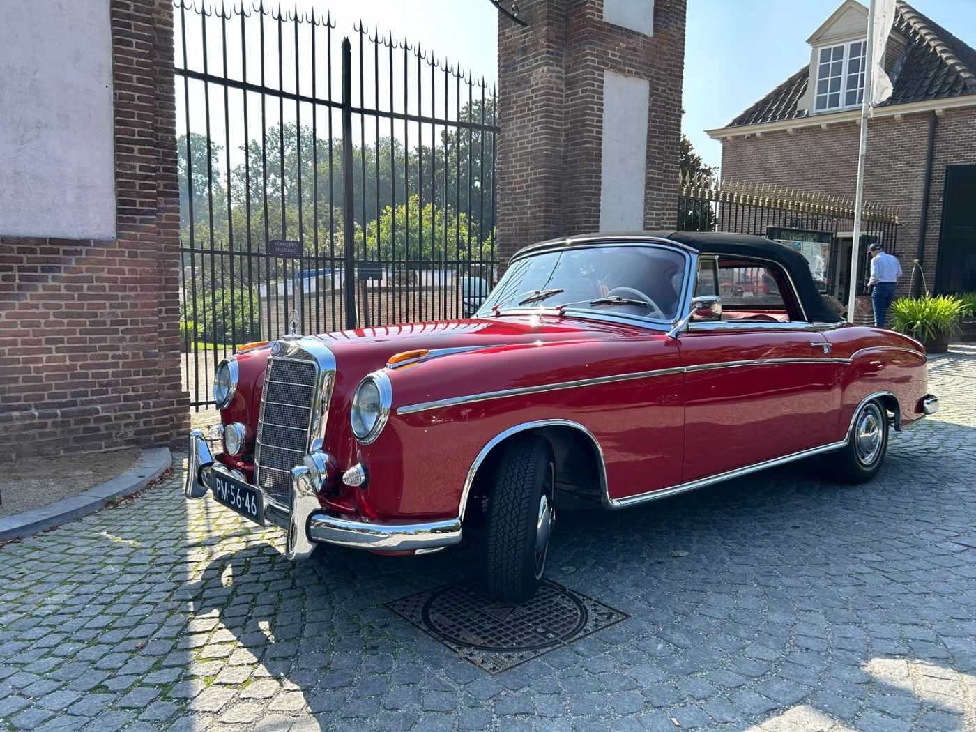 Mercedes-Benz Ponton