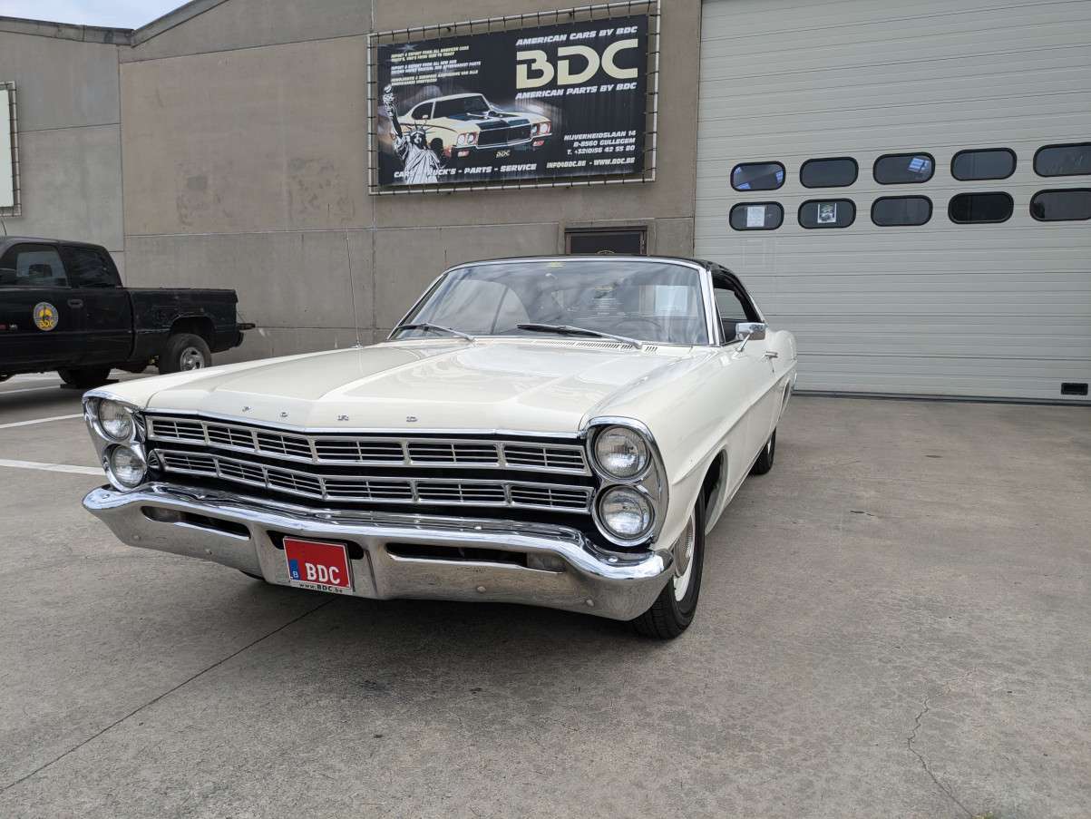 Ford Galaxie