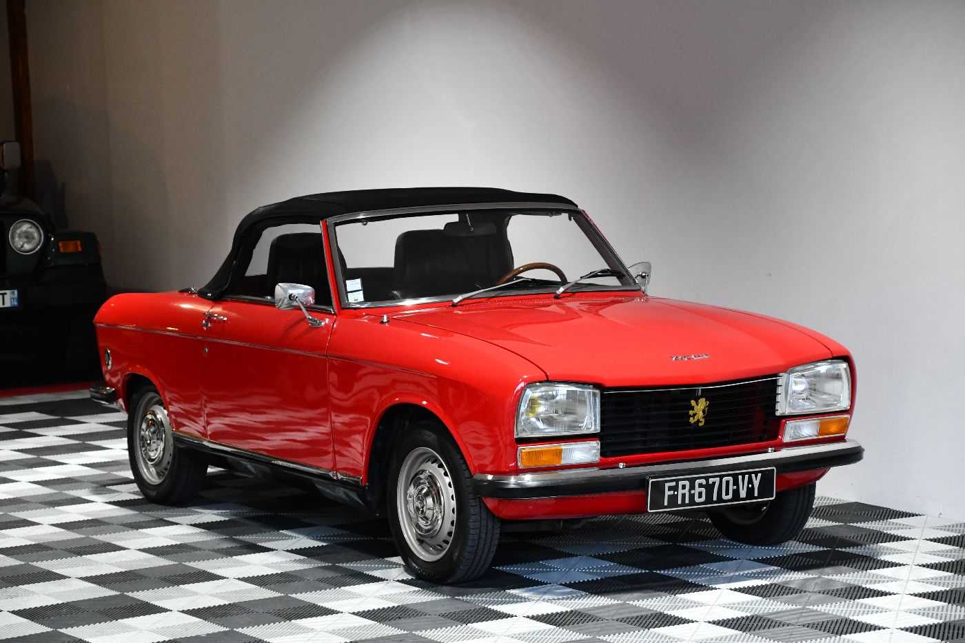 Peugeot 304