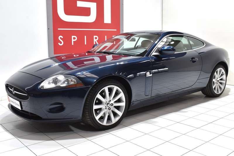 Jaguar Série - XK V8