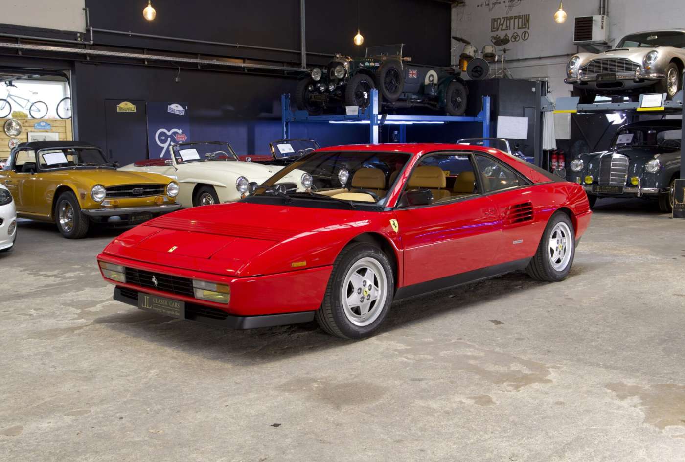 Ferrari Mondial