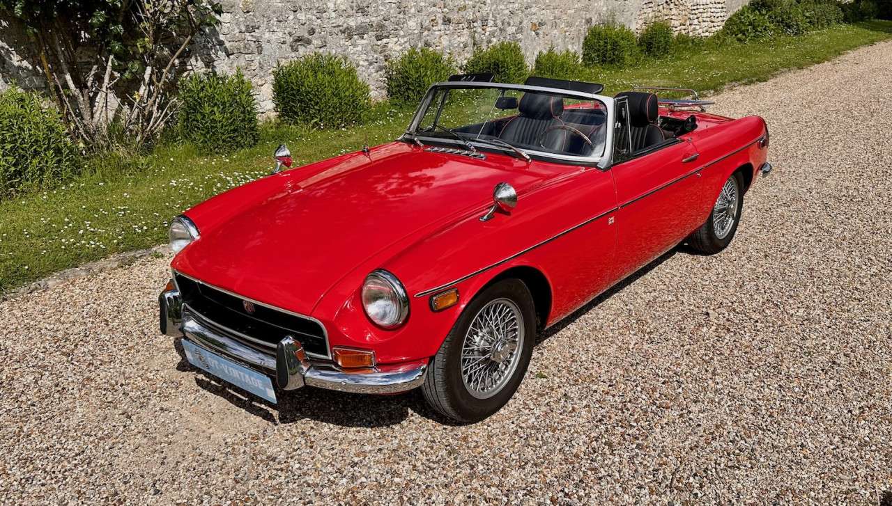 MG B