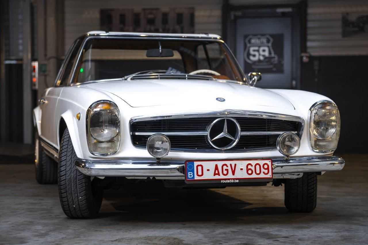 Mercedes-Benz 250
