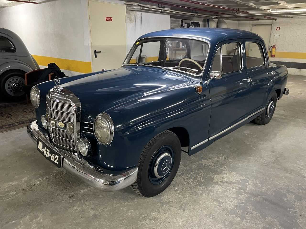 Mercedes-Benz 180