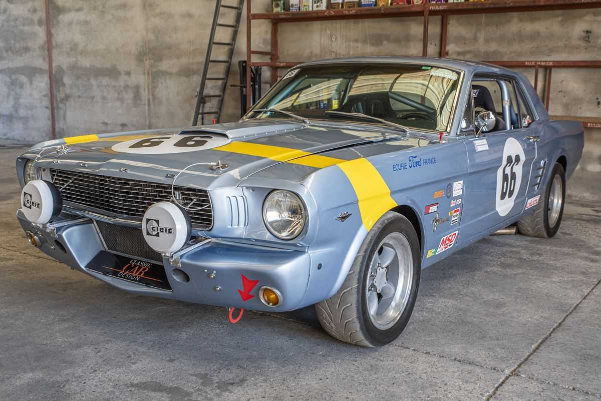 Ford Mustang
