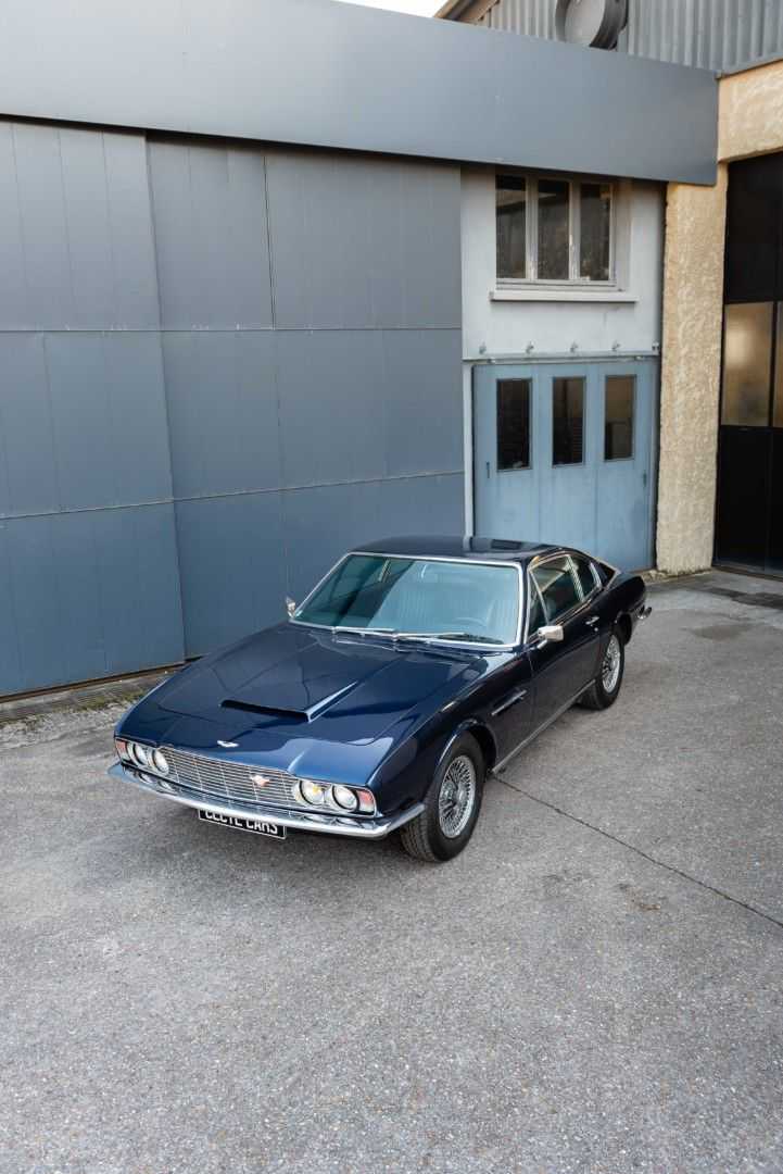 Aston Martin DB