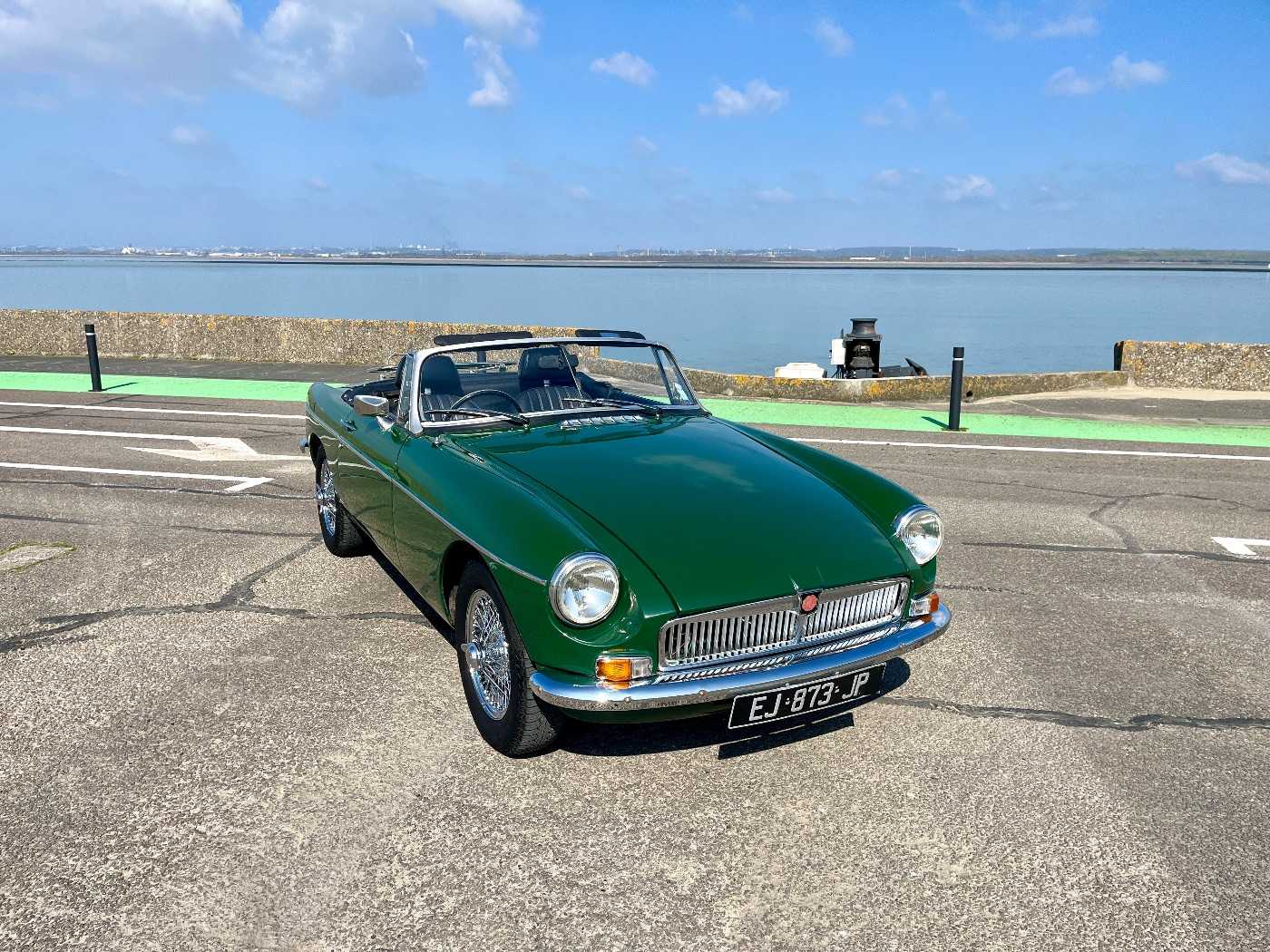 MG B
