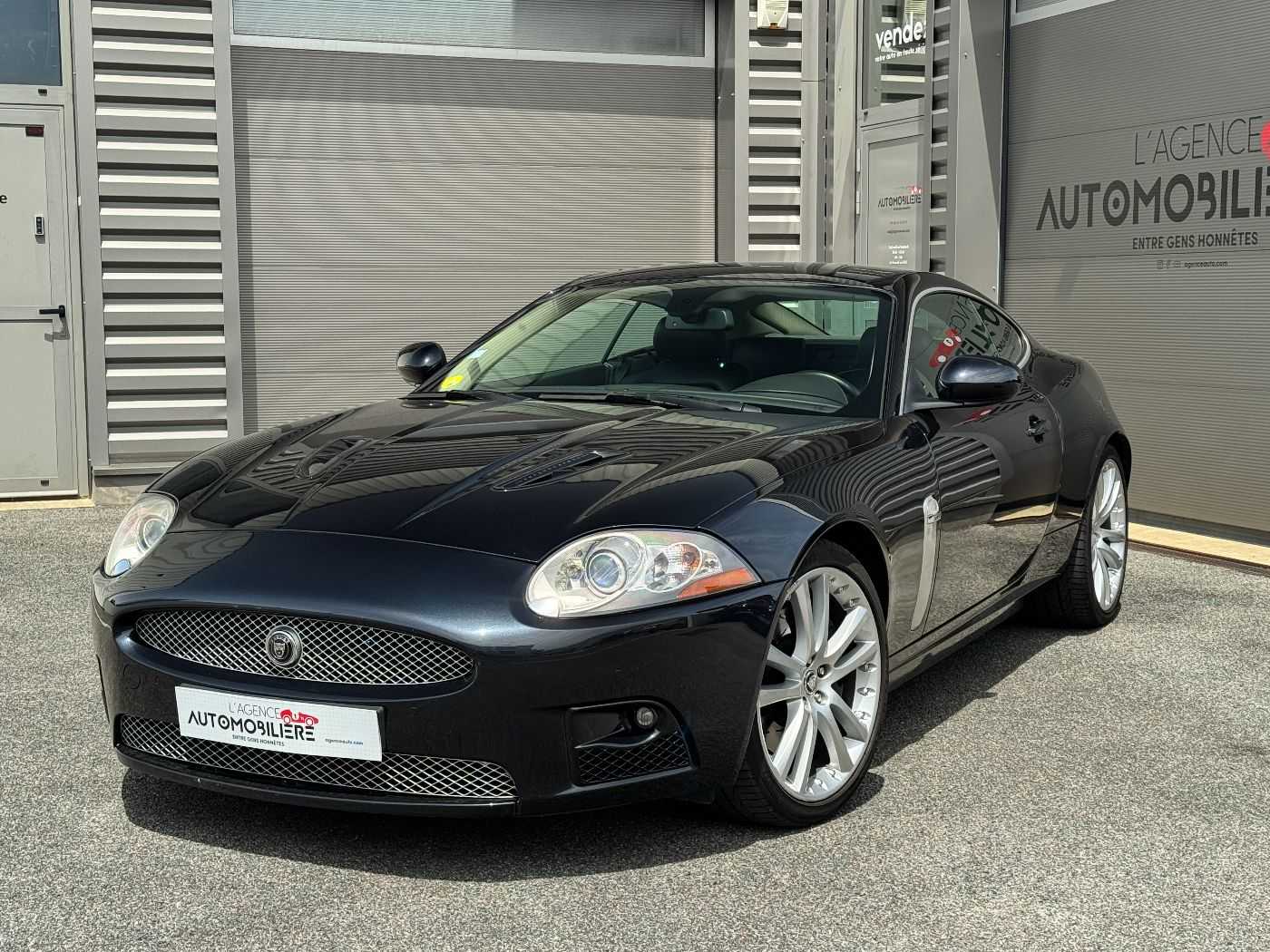 Jaguar XKR
