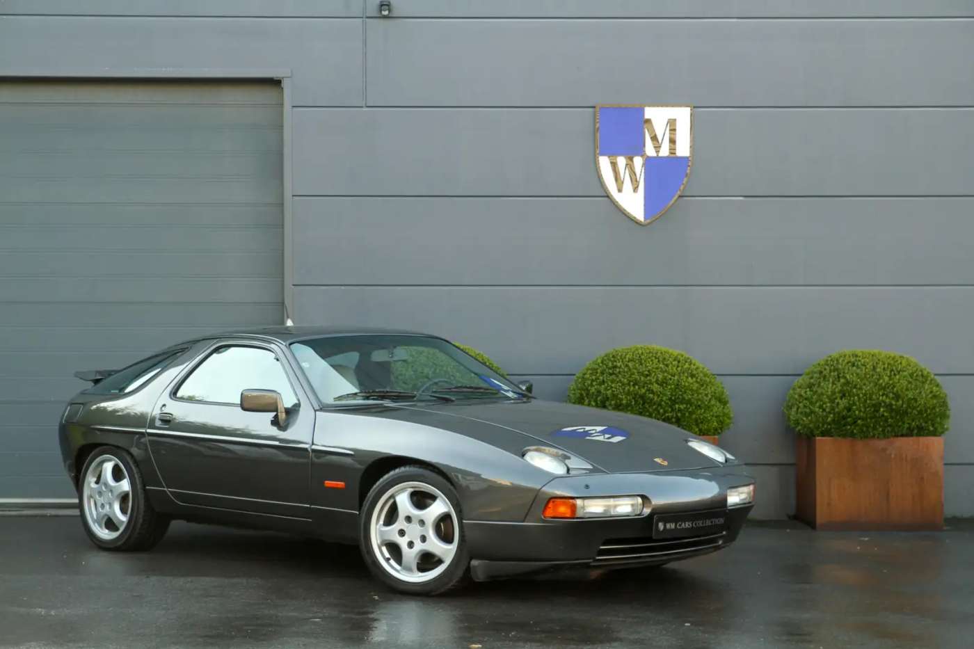 Porsche 928