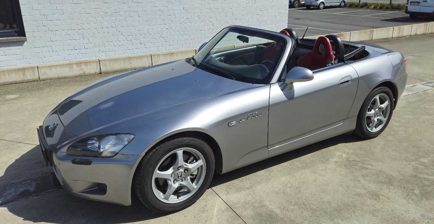 Honda S 2000
