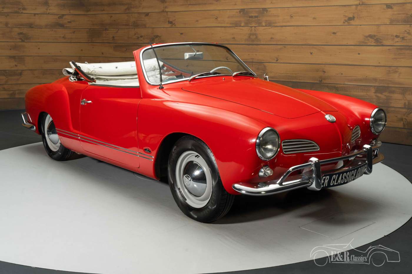 Volkswagen Karmann Ghia