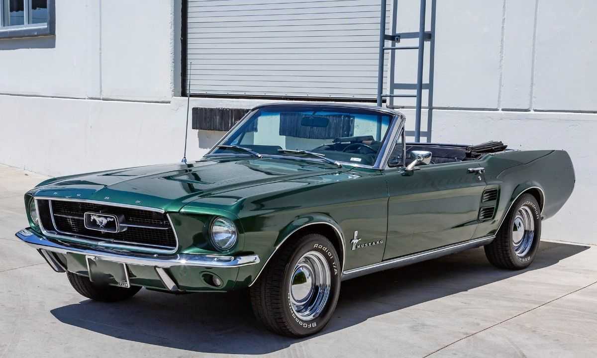 Ford Mustang