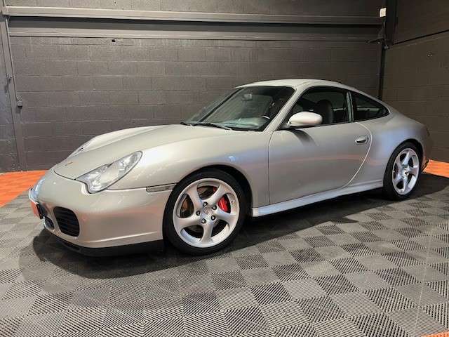 Porsche 996