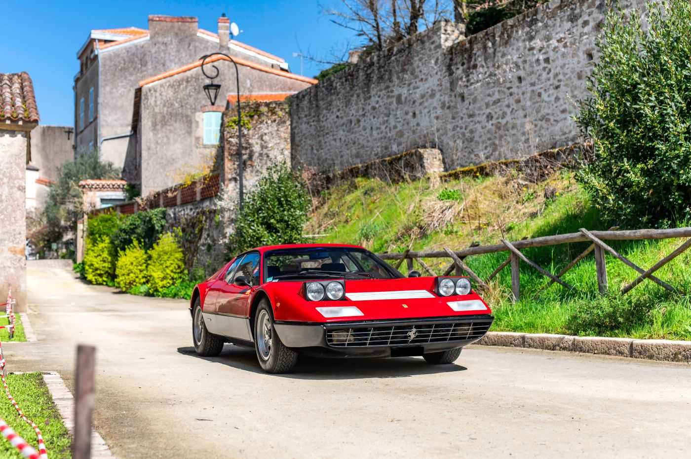 Ferrari 365