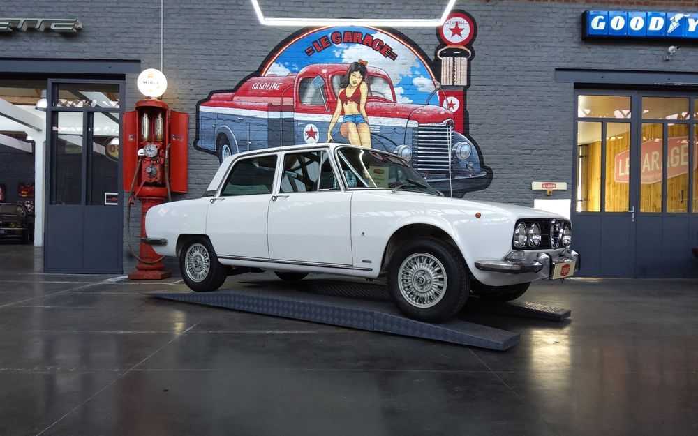 Alfa Roméo 2000