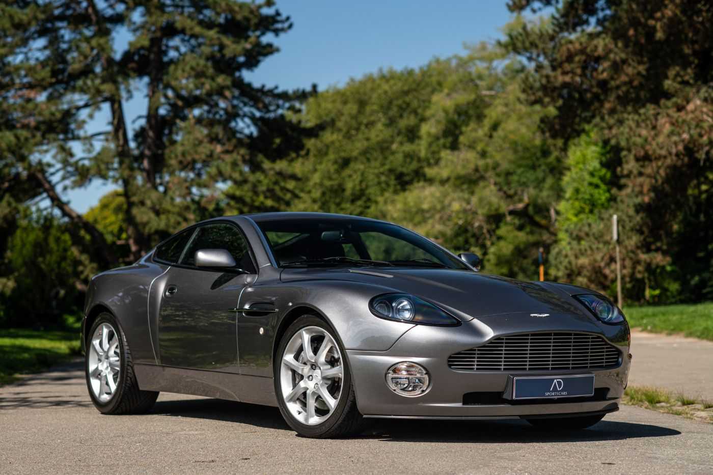 Aston Martin Vanquish