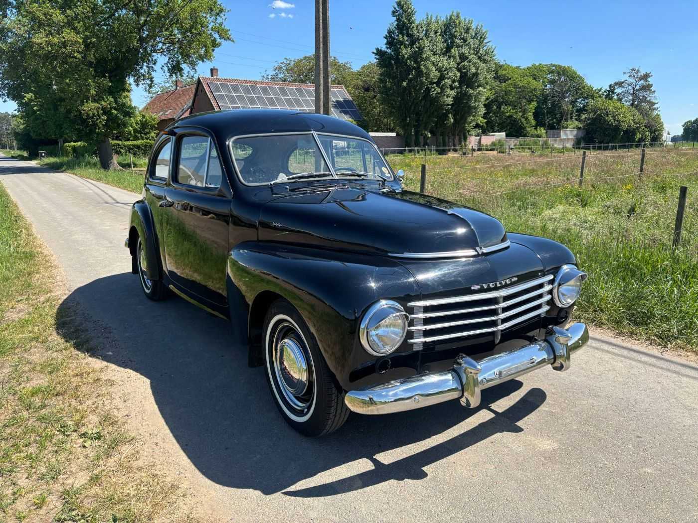 Volvo PV444