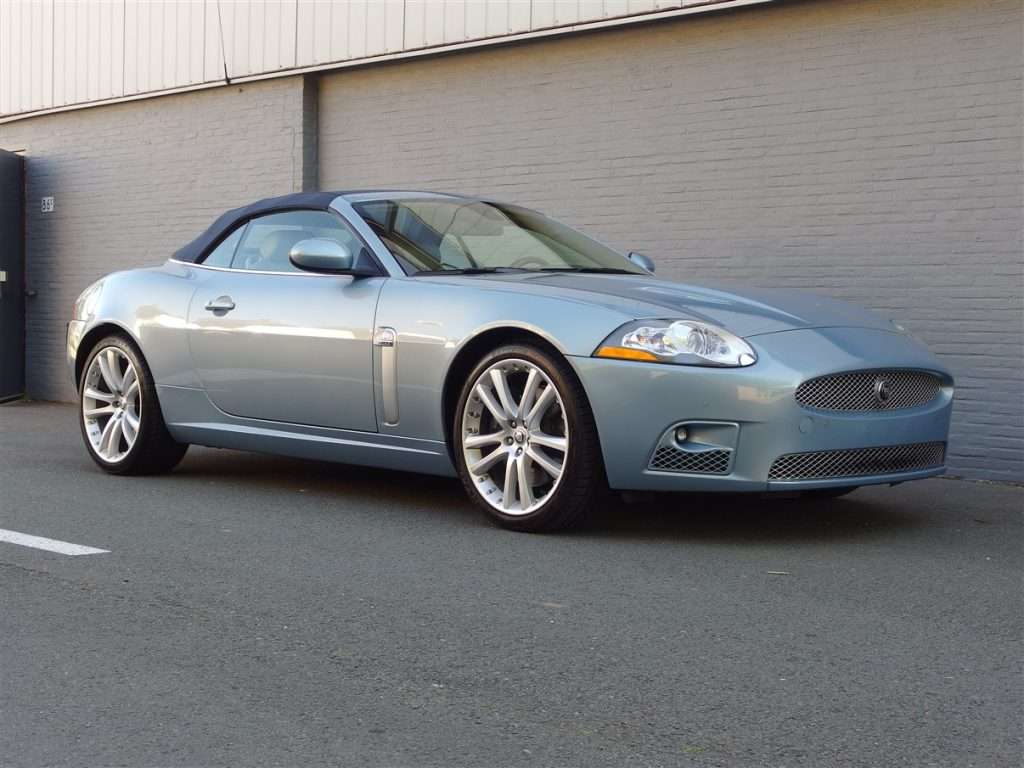 Jaguar XKR