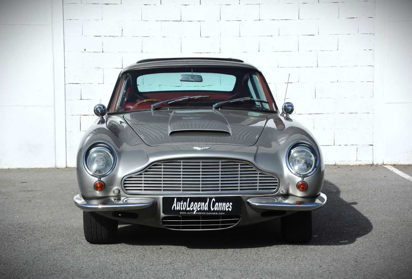 Aston Martin DB
