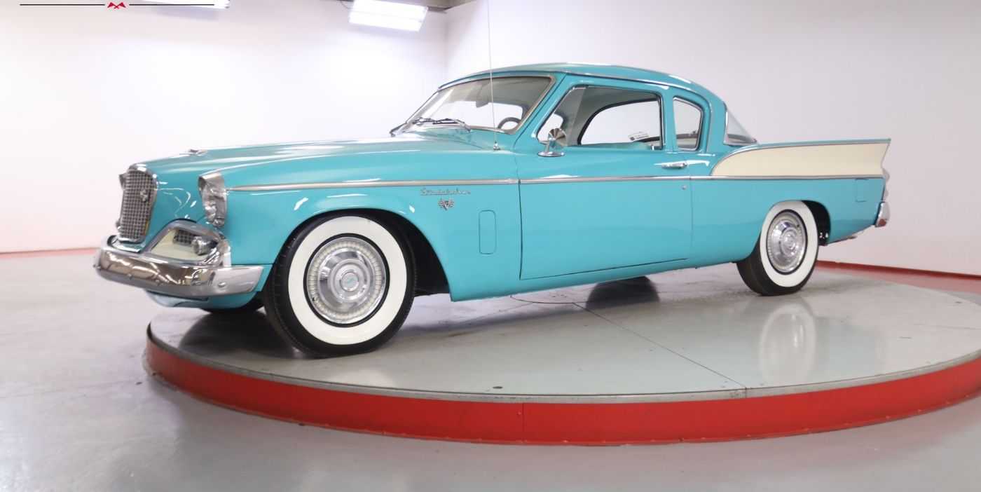 Studebaker Silver Hawk