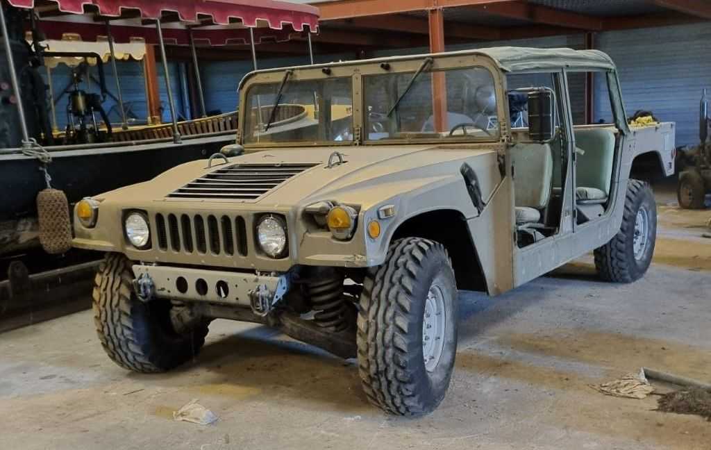 Hummer H1