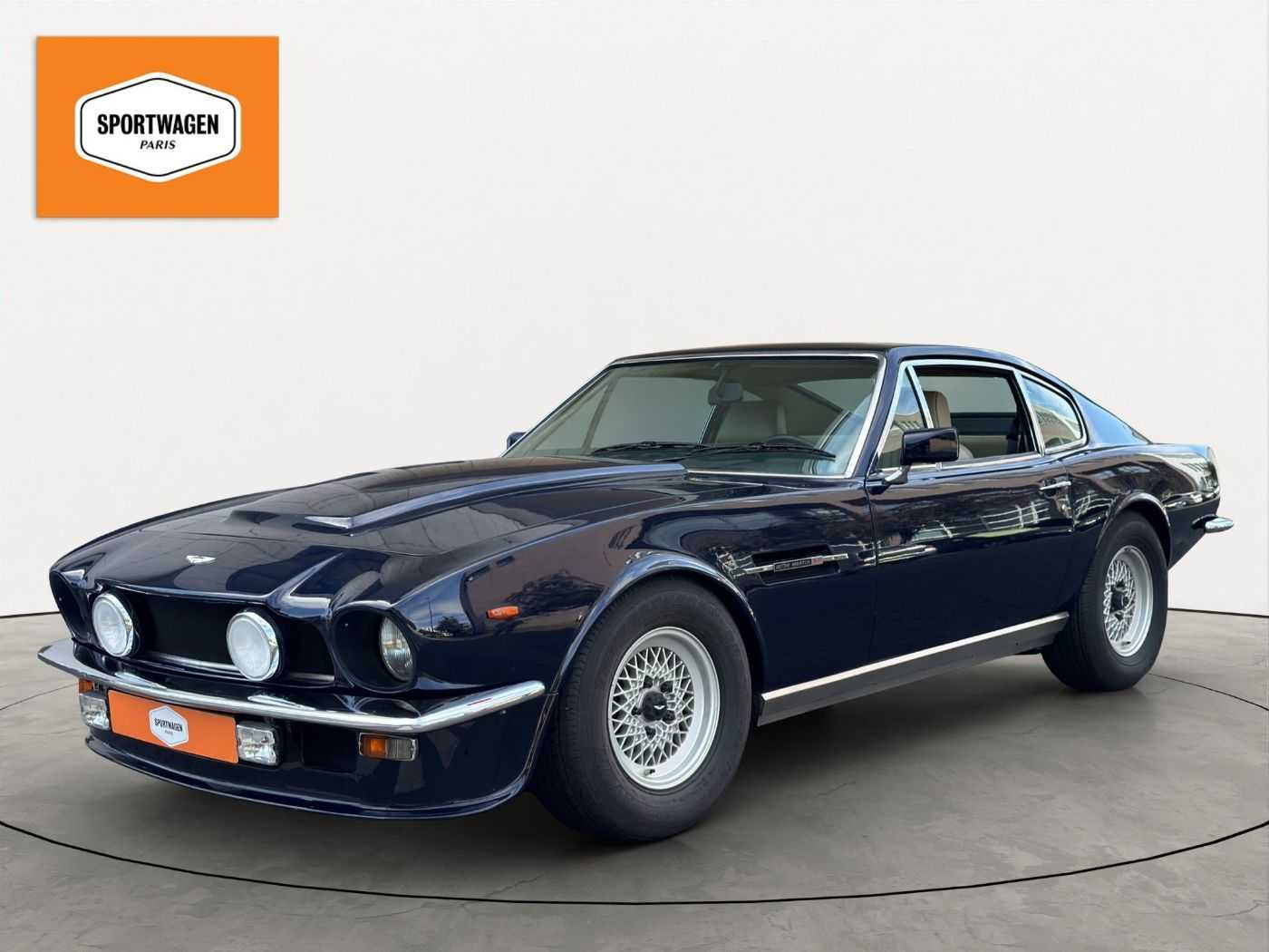 Aston Martin V8