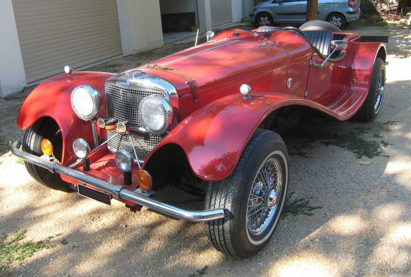 Intermeccanica Squire