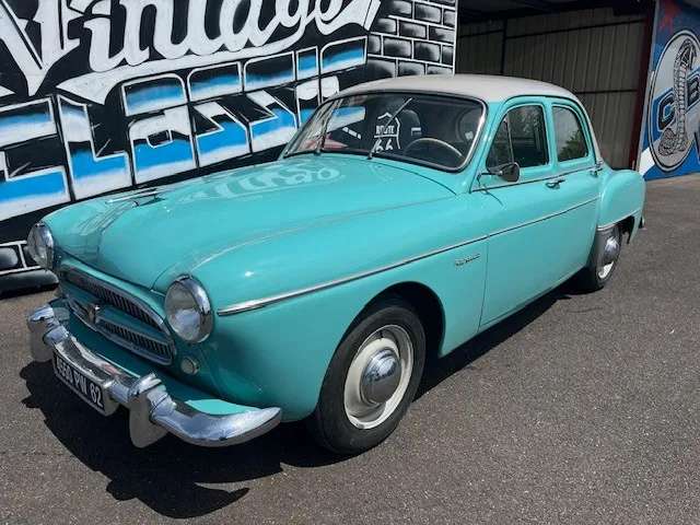 Renault Frégate