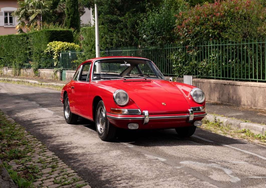 Porsche 911