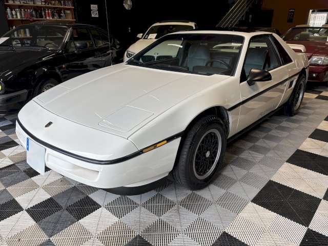 Pontiac Fiero