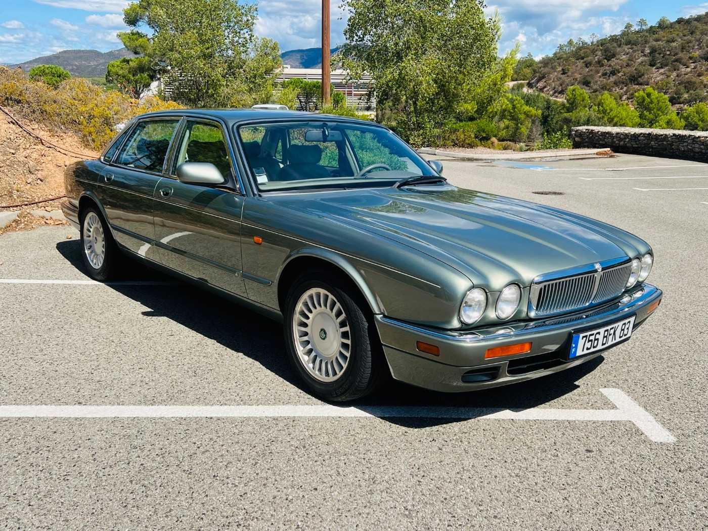 Jaguar Série - XJ