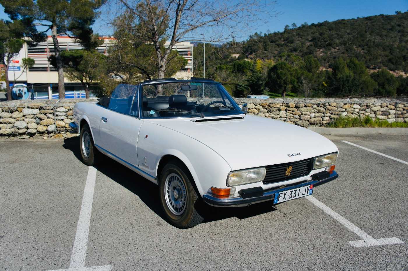 Peugeot 504