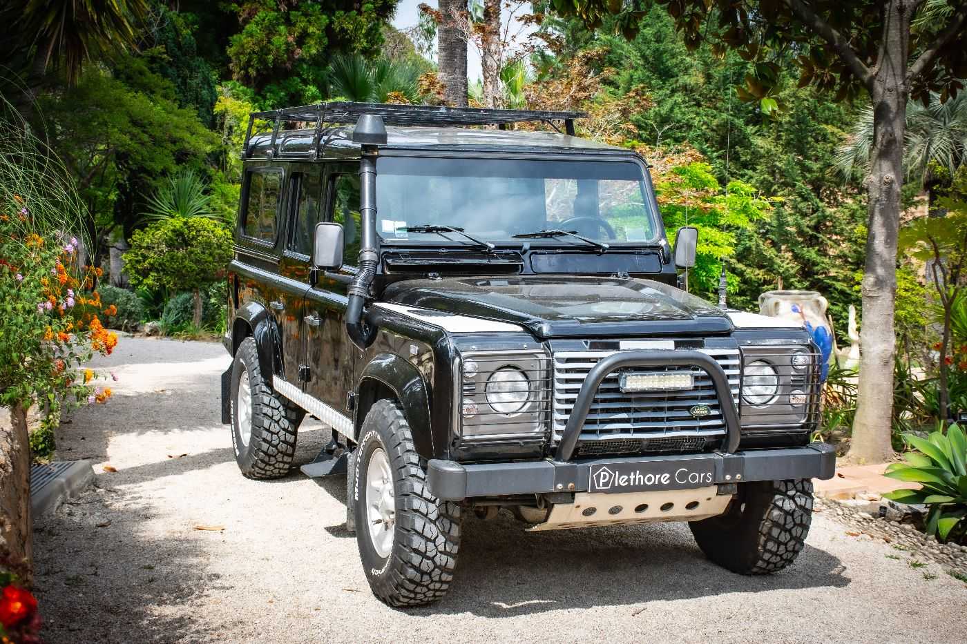 LandRover Defender