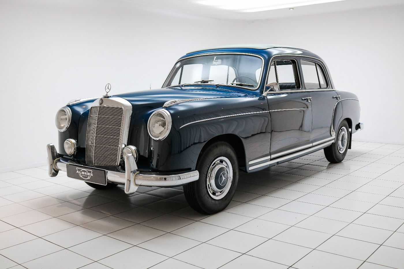 Mercedes-Benz Ponton