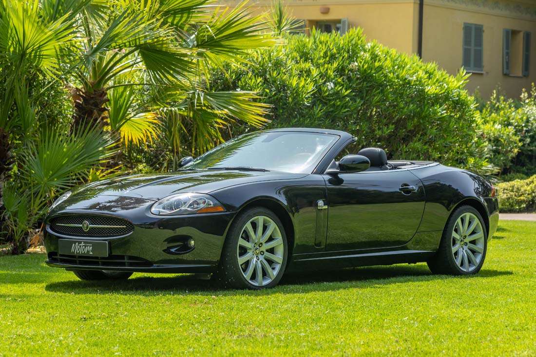 Jaguar Série - XK V8