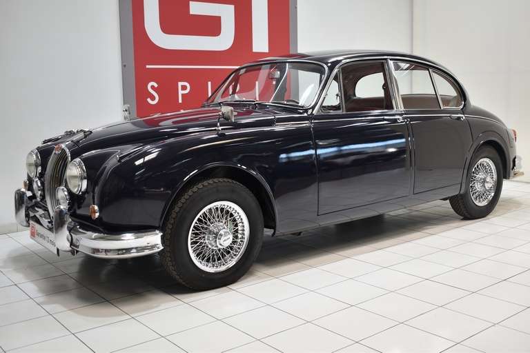 Jaguar MK 2
