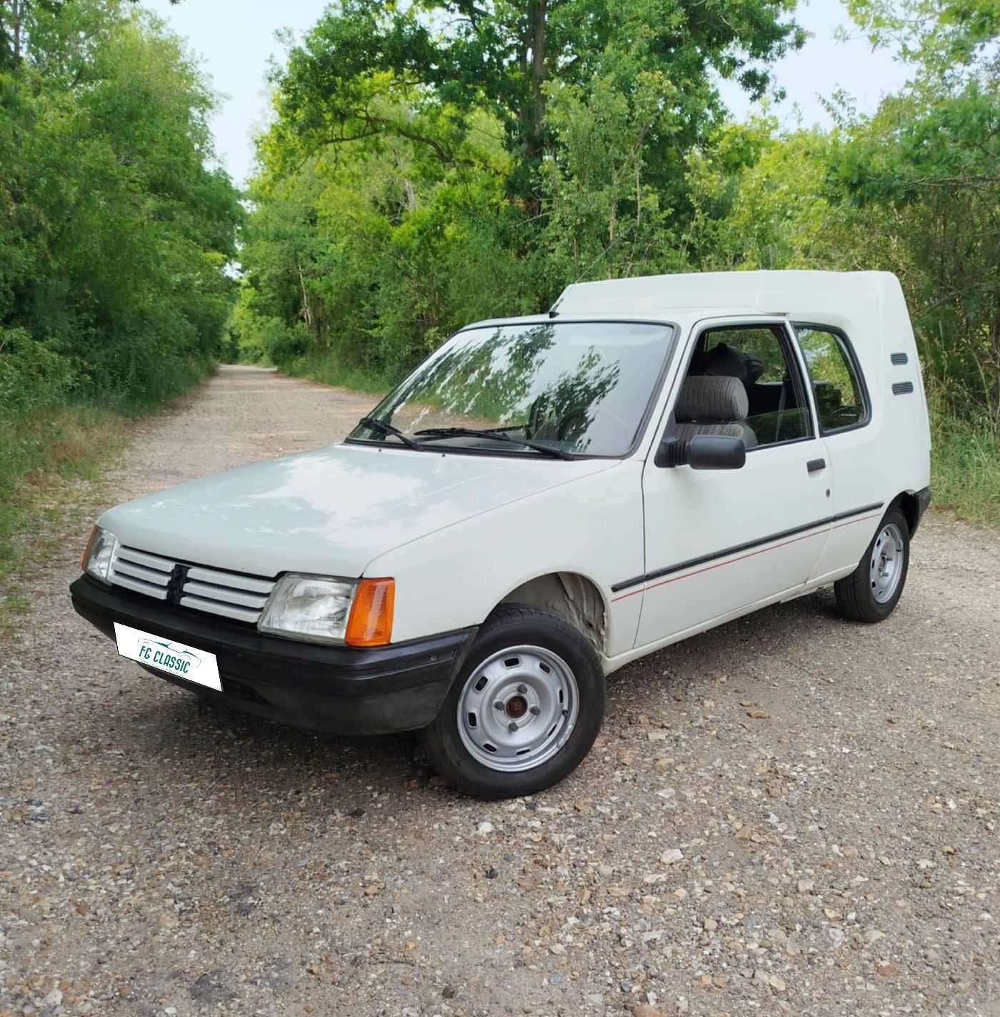 Peugeot 205