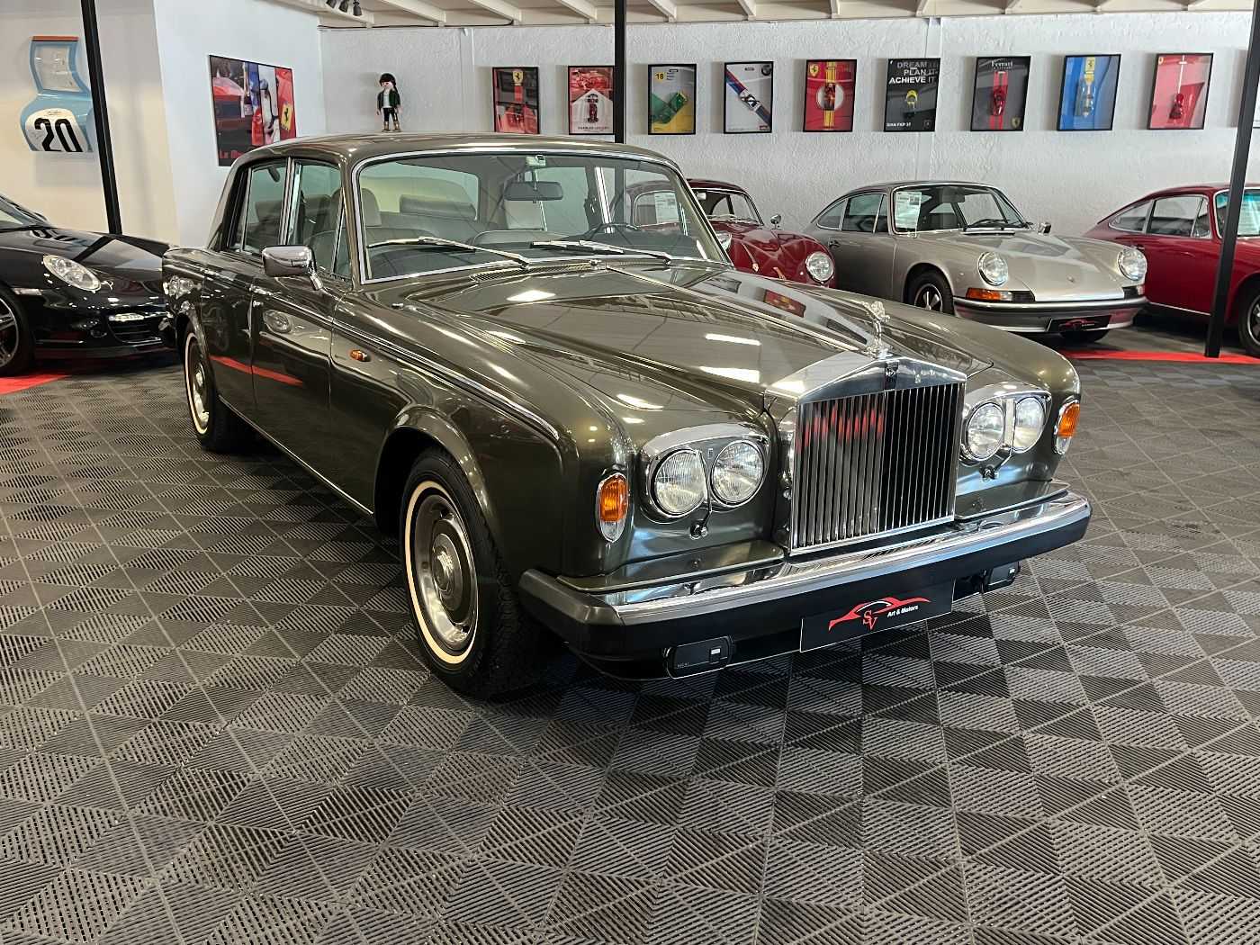Rolls-Royce Silver Shadow