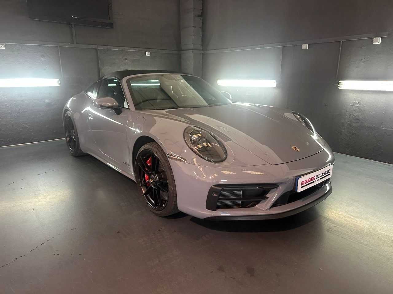 Porsche 992